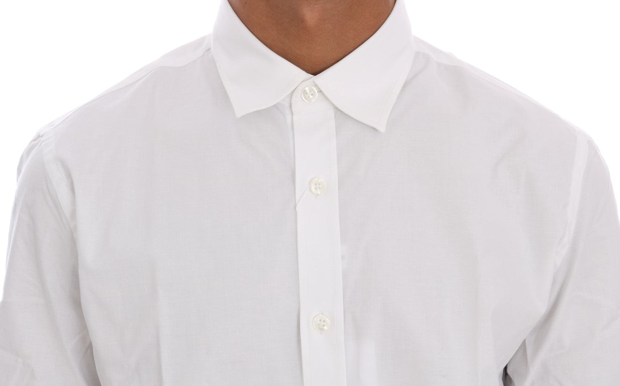 Moschino white shirt with slim fit and polished, sophisticated silhouette