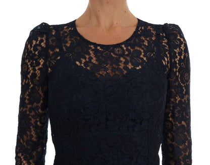 Mesmerizing blue hue complemented with discreet back zipper