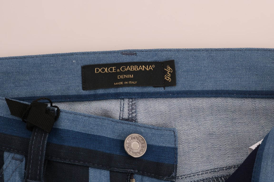 Timeless style with modern stretch denim to fit your curves flawlessly