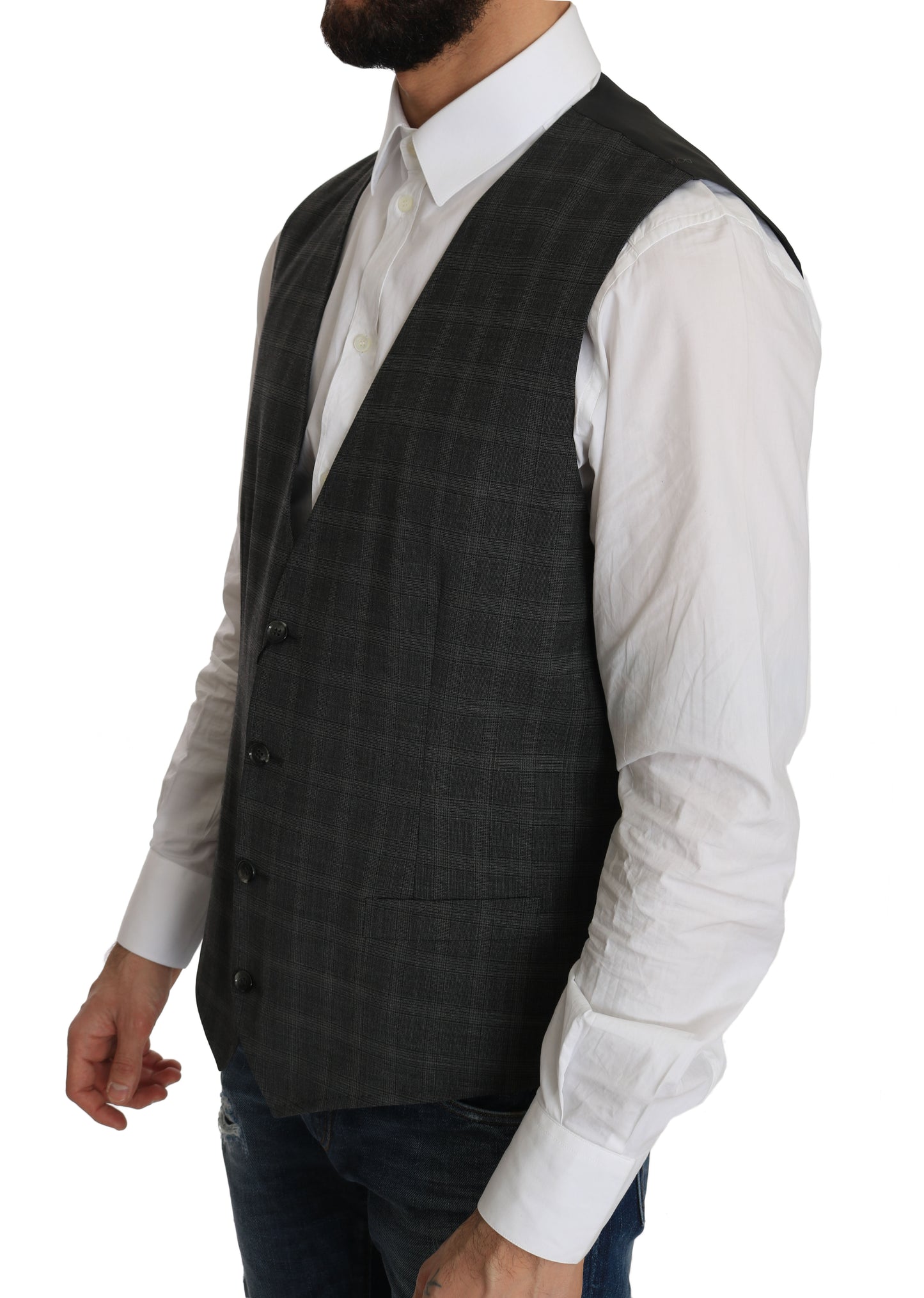 Classic gray checkered pattern exudes an air of distinction