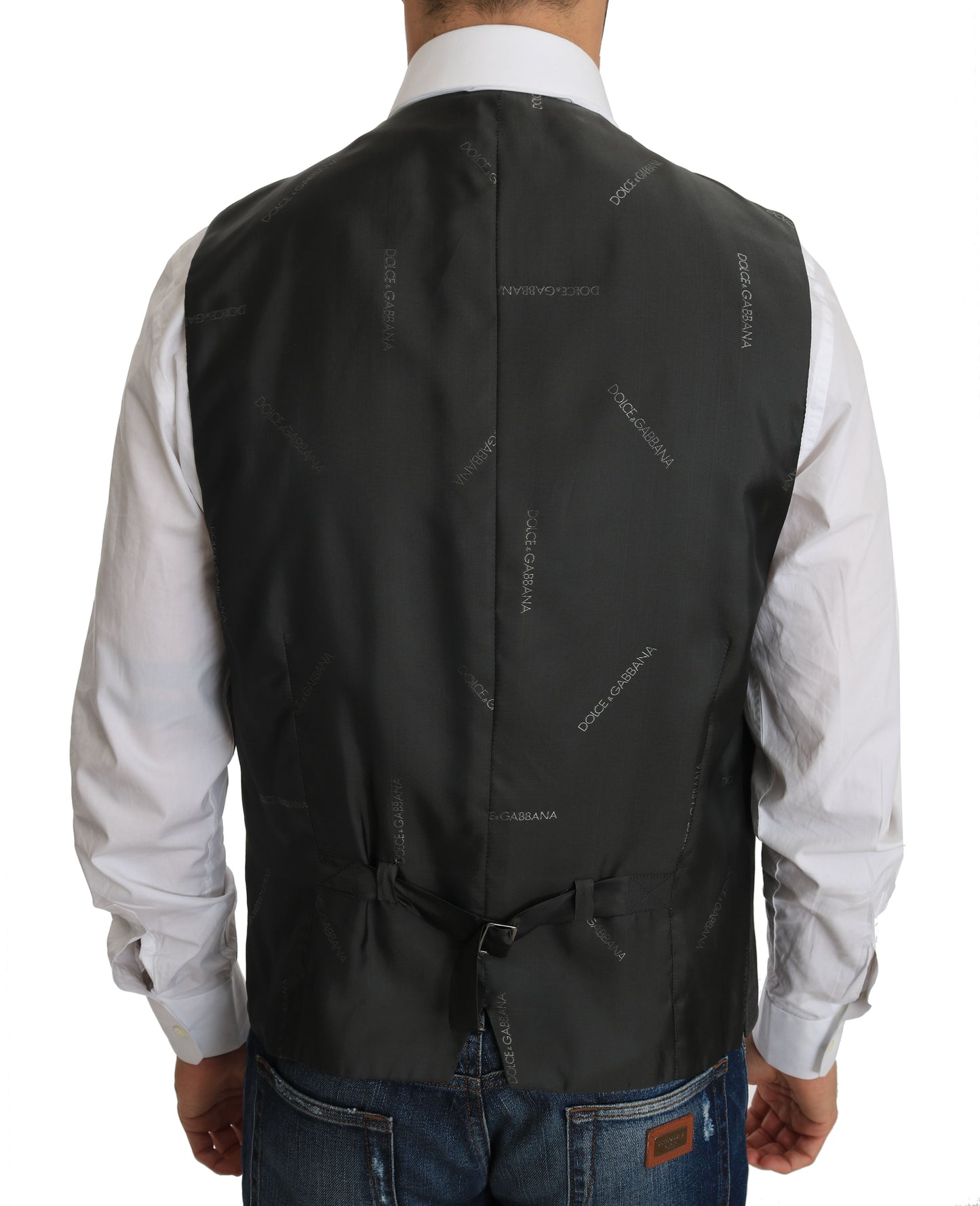Full button closure and adjustable back strap for the perfect fit and silhouette