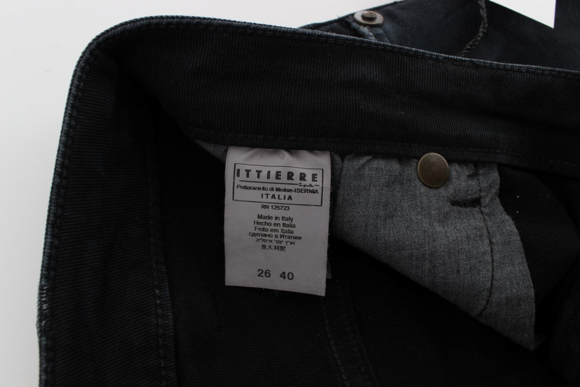 Sophisticated yet comfortable ensemble with these jeans