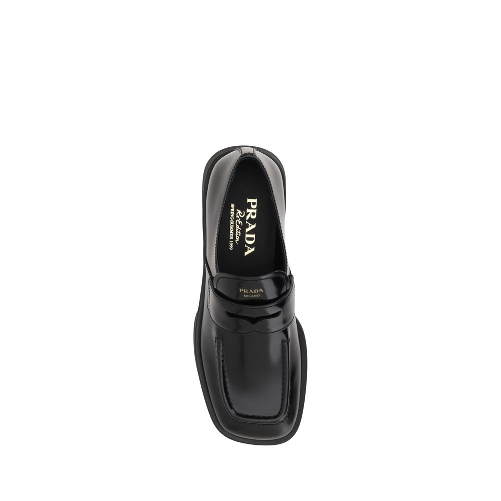 Minimalist elegance with modern, refined line and distinctive detail