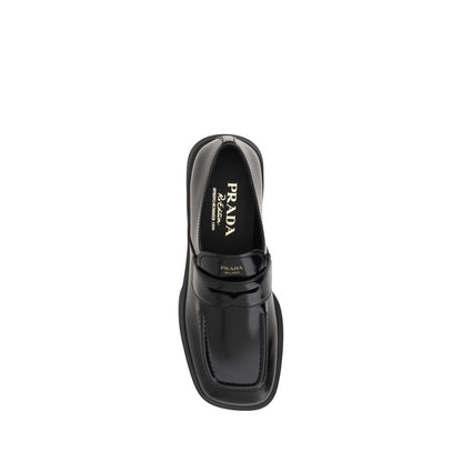 Minimalist elegance with modern, refined line and distinctive detail