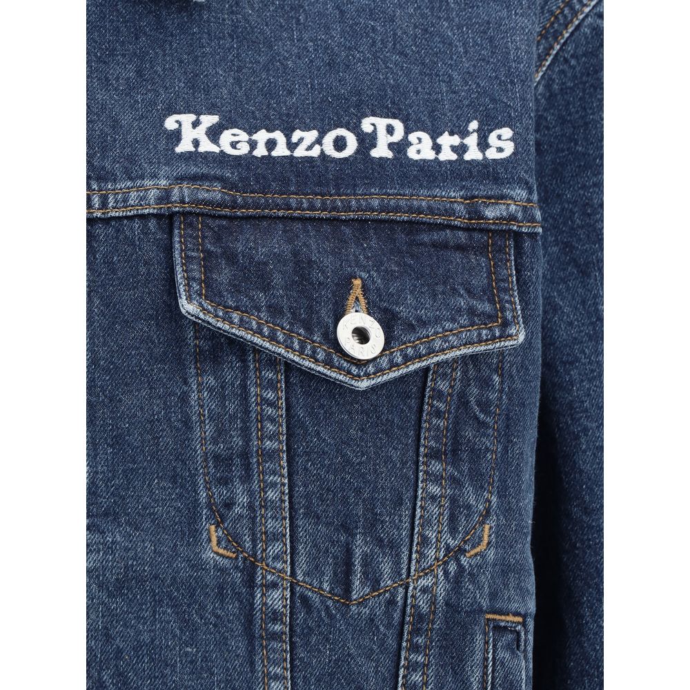 Side welt pockets and iconic logo and cartoon design on back