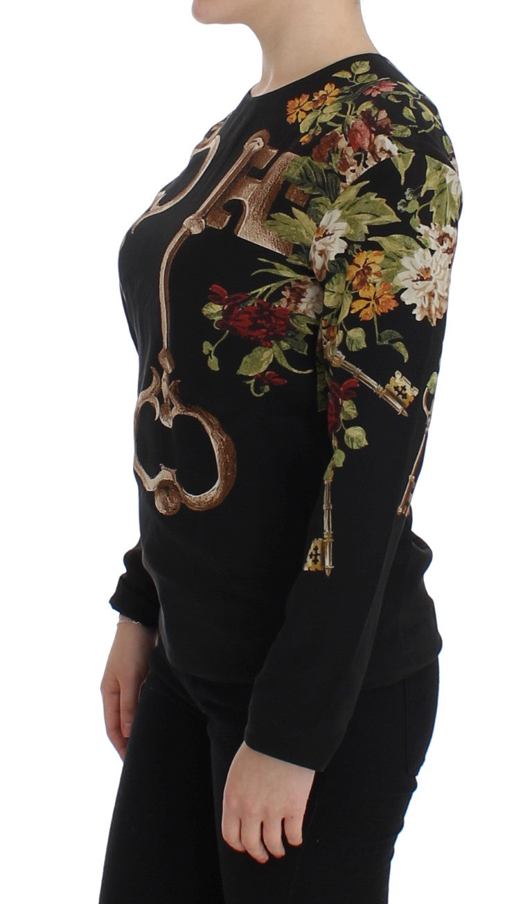 Luxurious Italian-made long sleeve top with back button opening