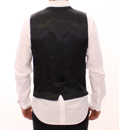 Sophisticated black color, perfect for formal events