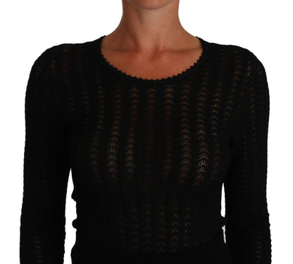 High quality and logo details accentuate the dress's exclusivity