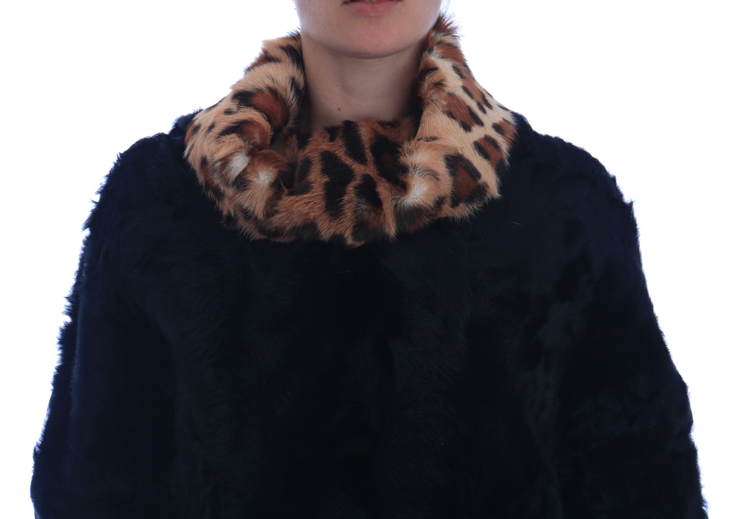 Elegant black lamb fur coat featuring a luxurious leopard printed lining