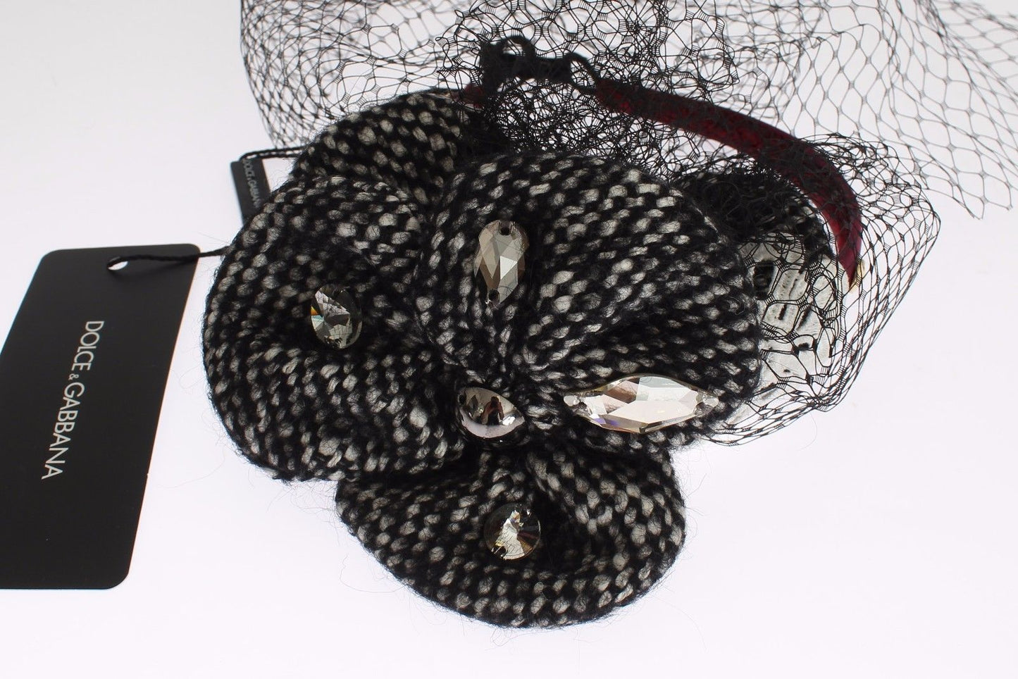 One size fits all, made in Italy for the fashion connoisseur