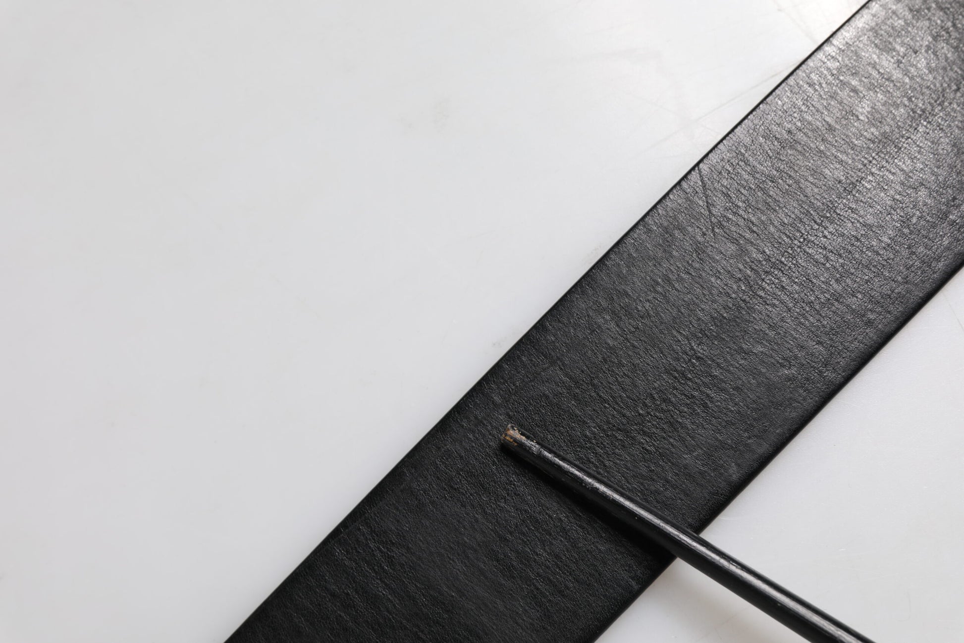 Dolce & Gabbana Black Leather Metal Buckle Classic Belt