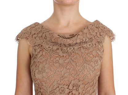  Luxurious silk stretch lining for comfort and glamour 