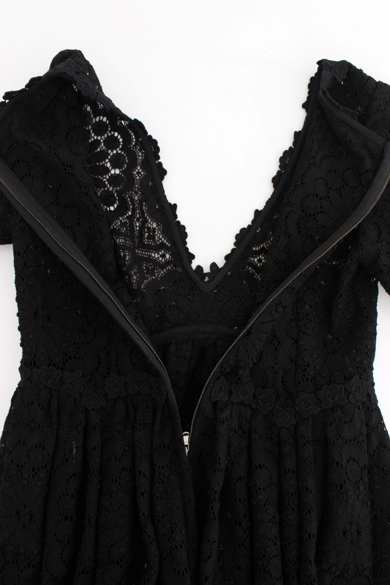 Dolce & Gabbana Elegant Floral Ricamo Maxi Dress with intricate embroidery and a flattering silhouette